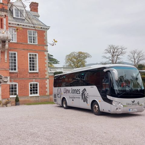 Wedding coach hire - coach at wedding venue